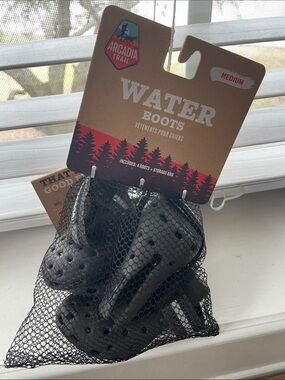 Arcadia Black Mesh Water Shoes